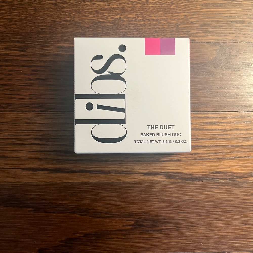 Dibs Beauty “The Duet” Baked Blush Duo in shade “VIP Pink” - Picture 6 of 7